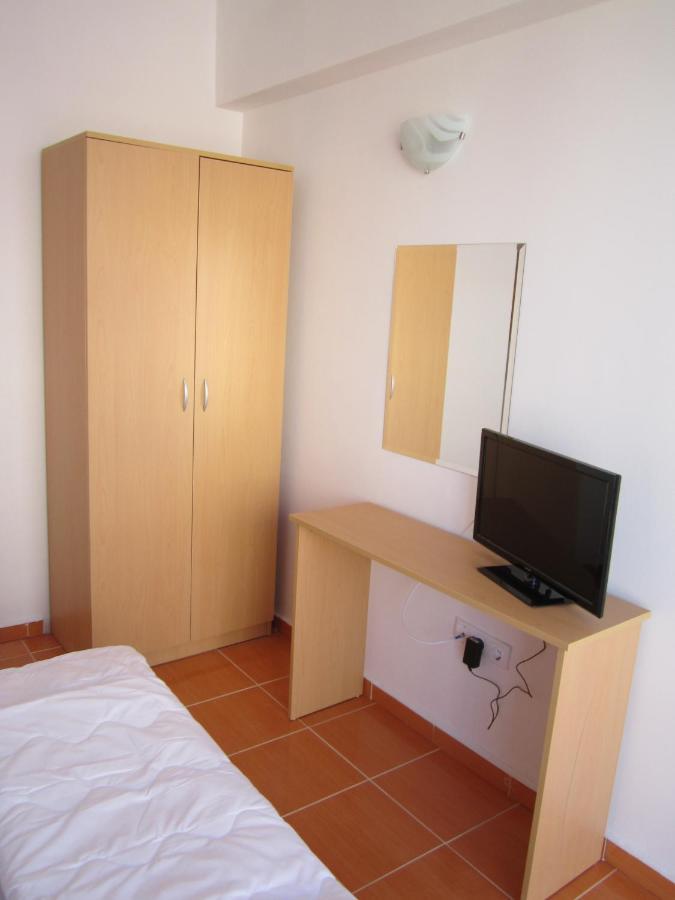 Guest Rooms Venera Primorsko Extérieur photo