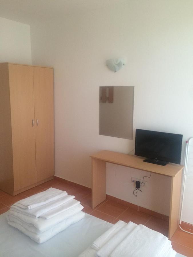 Guest Rooms Venera Primorsko Extérieur photo